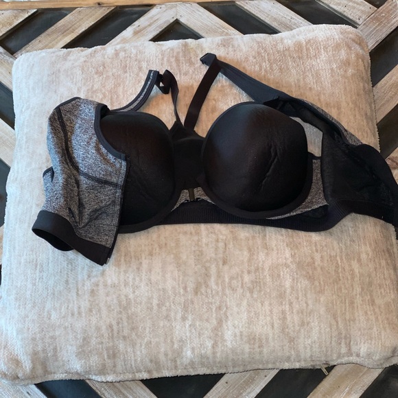 NWOT Victoria’s Secret Front Closure Sports Bra - Picture 9 of 11